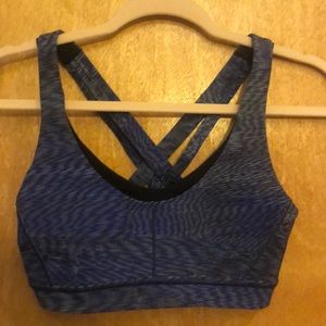 Lululemon sports bra